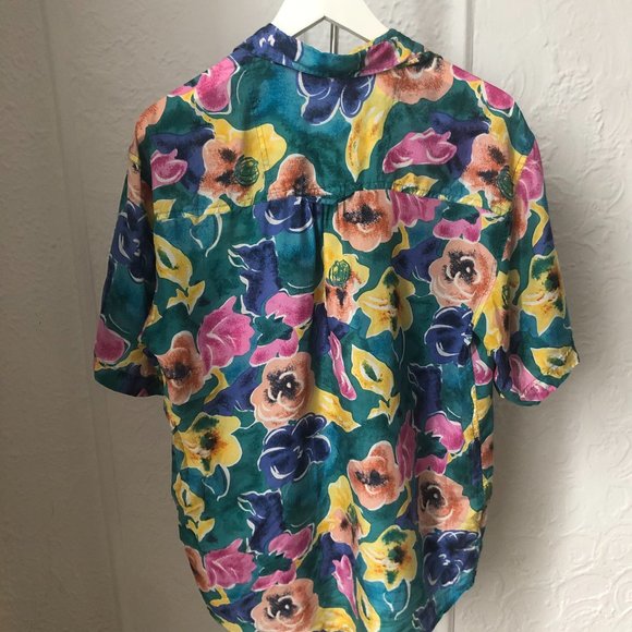 Summer 100 % Silk Blouse - Picture 2 of 3